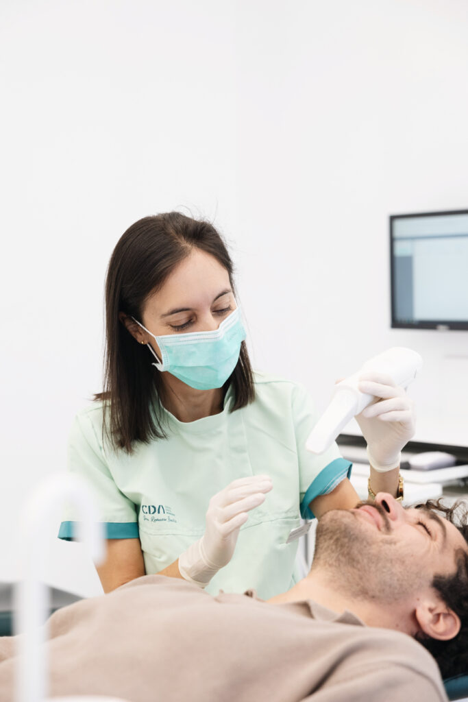 La conexión entre la salud bucodental y el bienestar general 3 La conexión entre la salud bucodental y el bienestar general