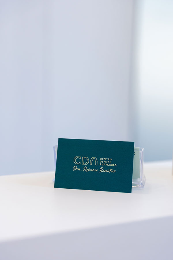 tarjeta de contacto centro dental avanzado